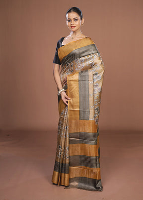 Cream Handloom Tussar Pure Silk Saree With Blouse Piece