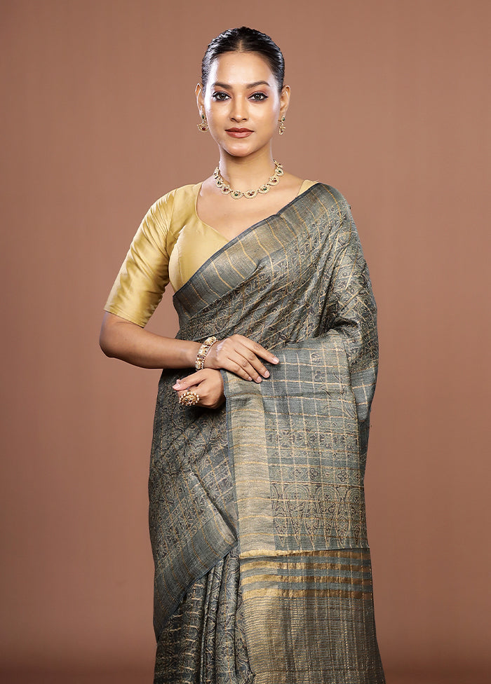 Grey Handloom Tussar Pure Silk Saree With Blouse Piece