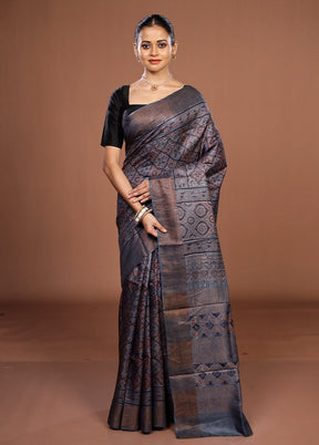 Grey Handloom Tussar Pure Silk Saree With Blouse Piece