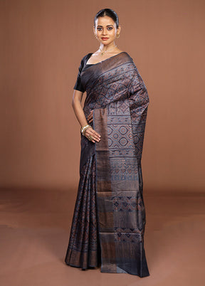 Grey Handloom Tussar Pure Silk Saree With Blouse Piece