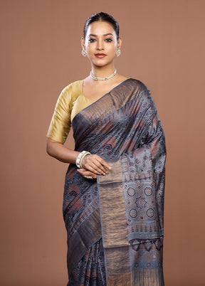 Grey Handloom Tussar Pure Silk Saree With Blouse Piece