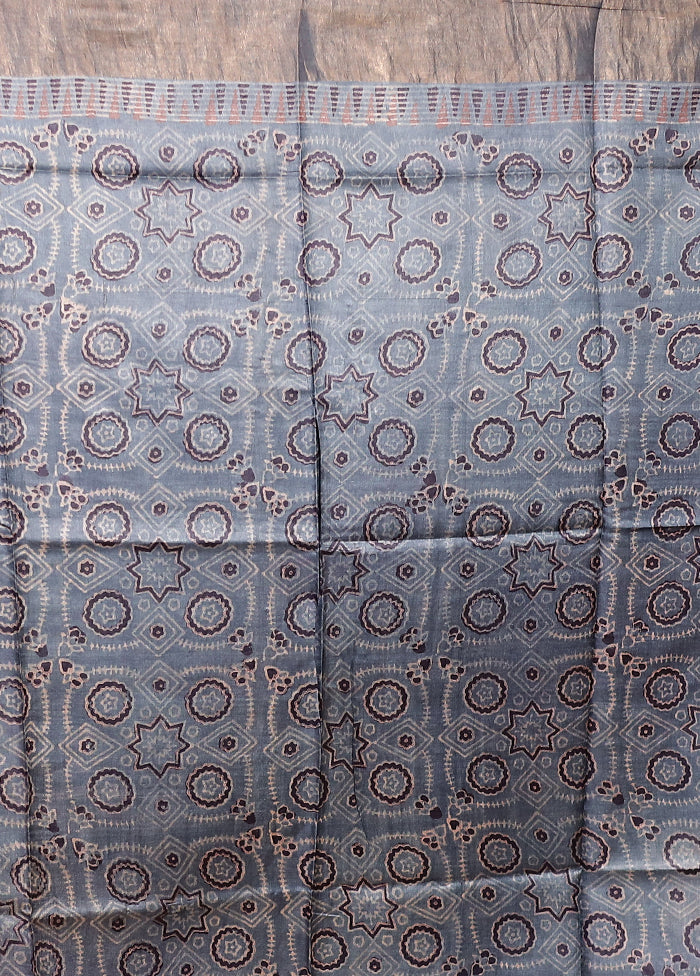 Grey Handloom Tussar Pure Silk Saree With Blouse Piece