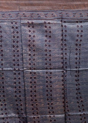 Grey Handloom Tussar Pure Silk Saree With Blouse Piece