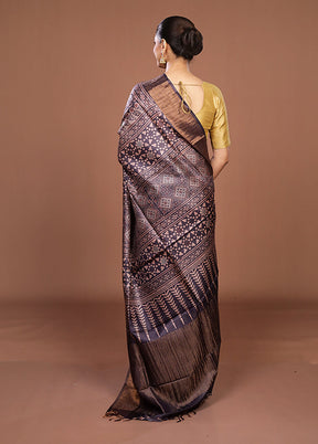 Grey Handloom Tussar Pure Silk Saree With Blouse Piece