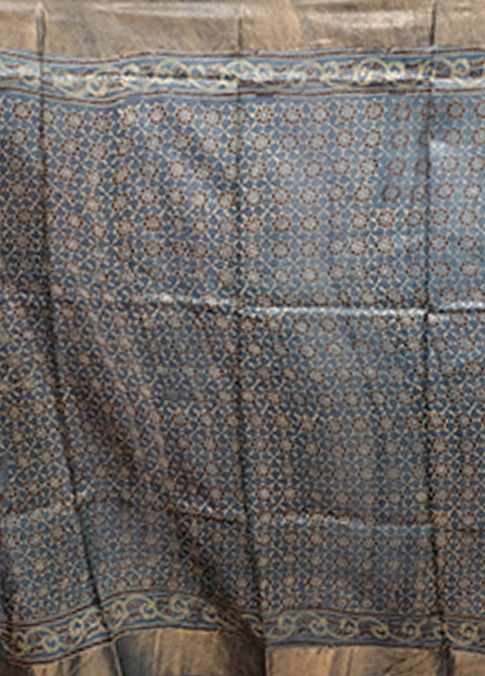 Grey Handloom Tussar Pure Silk Saree With Blouse Piece