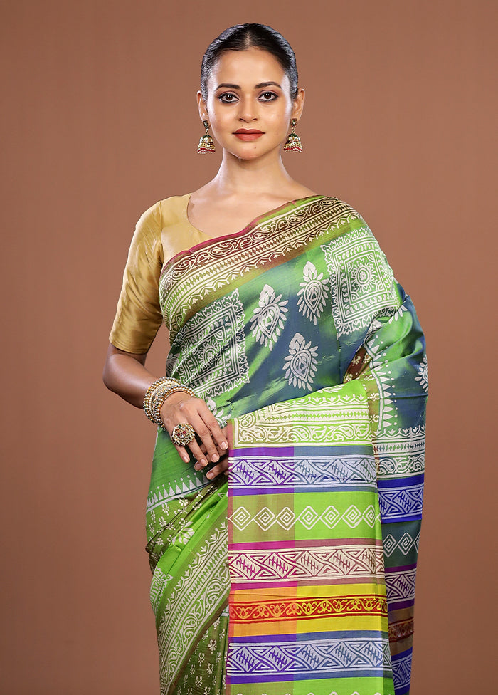 Green Printed Pure Silk Saree Without Blouse Piece