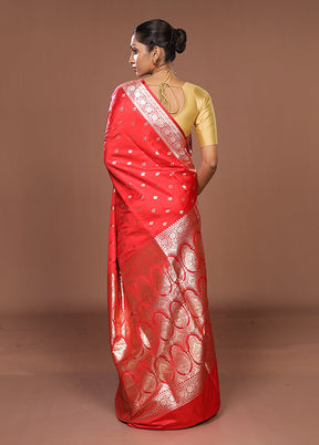 Red Banarasi Silk Saree With Blouse Piece