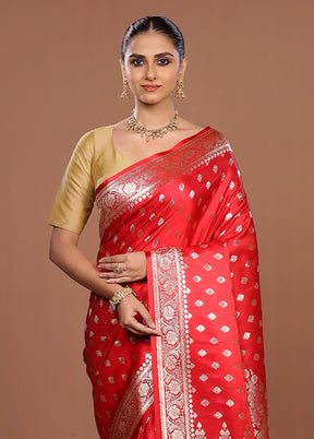 Red Banarasi Silk Saree With Blouse Piece