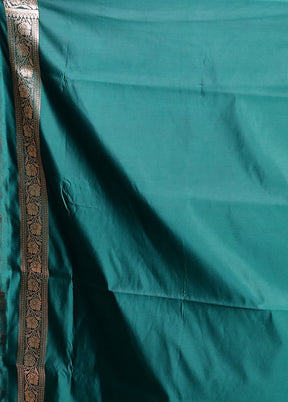 Green Banarasi Silk Saree With Blouse Piece