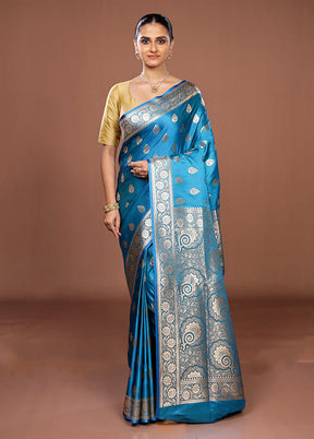 Green Banarasi Silk Saree With Blouse Piece