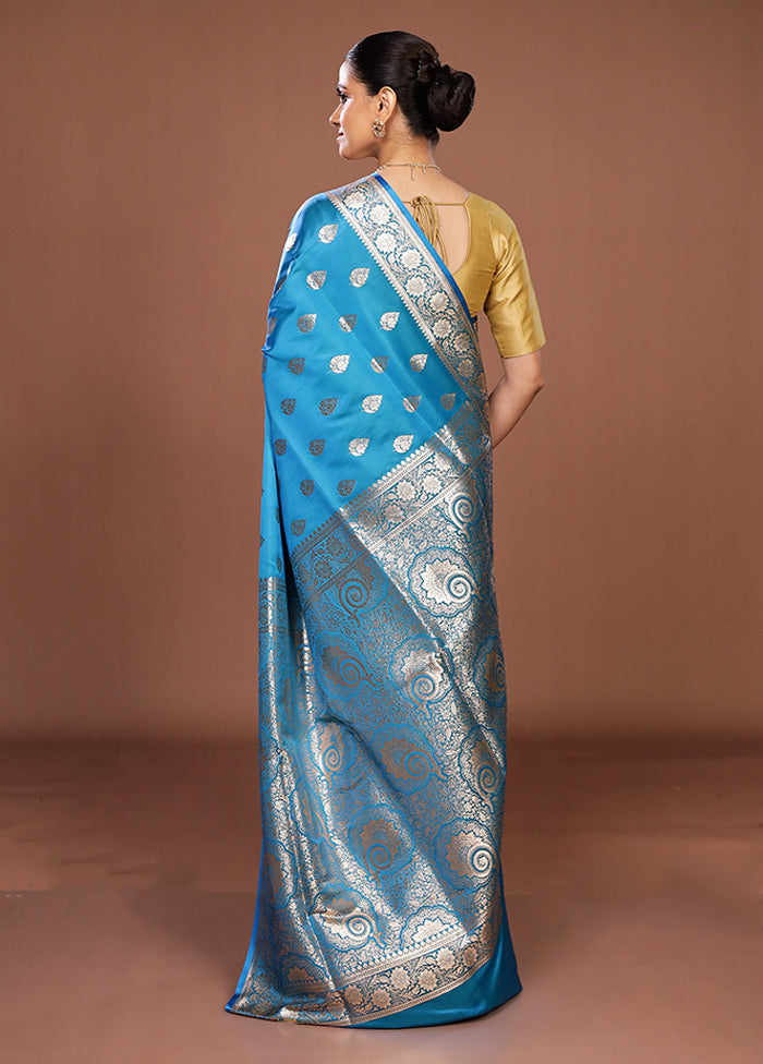 Green Banarasi Silk Saree With Blouse Piece
