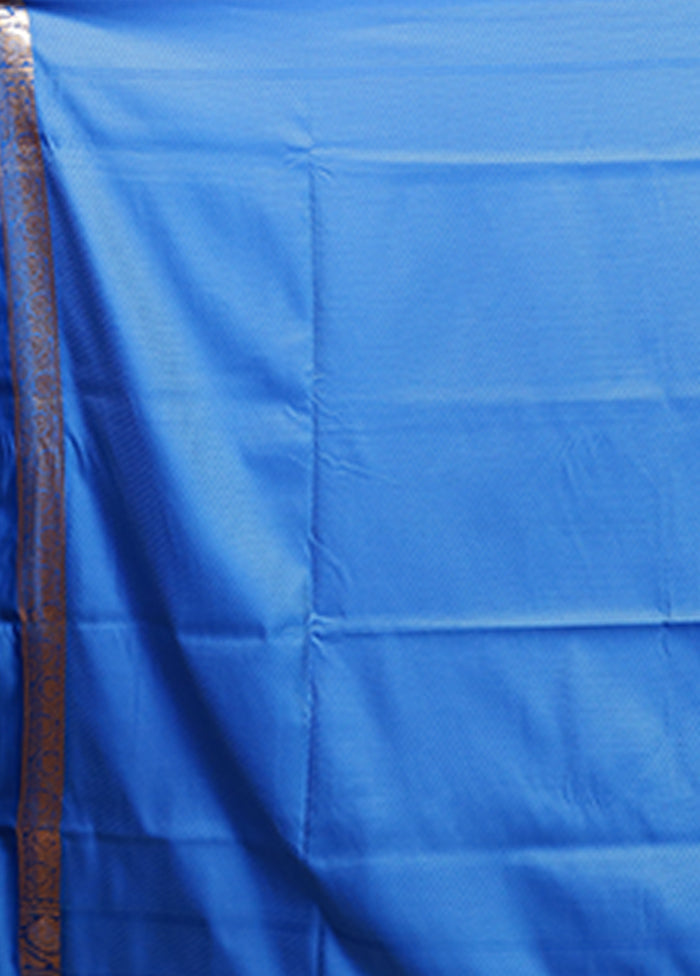 Red Banarasi Silk Saree With Blouse Piece