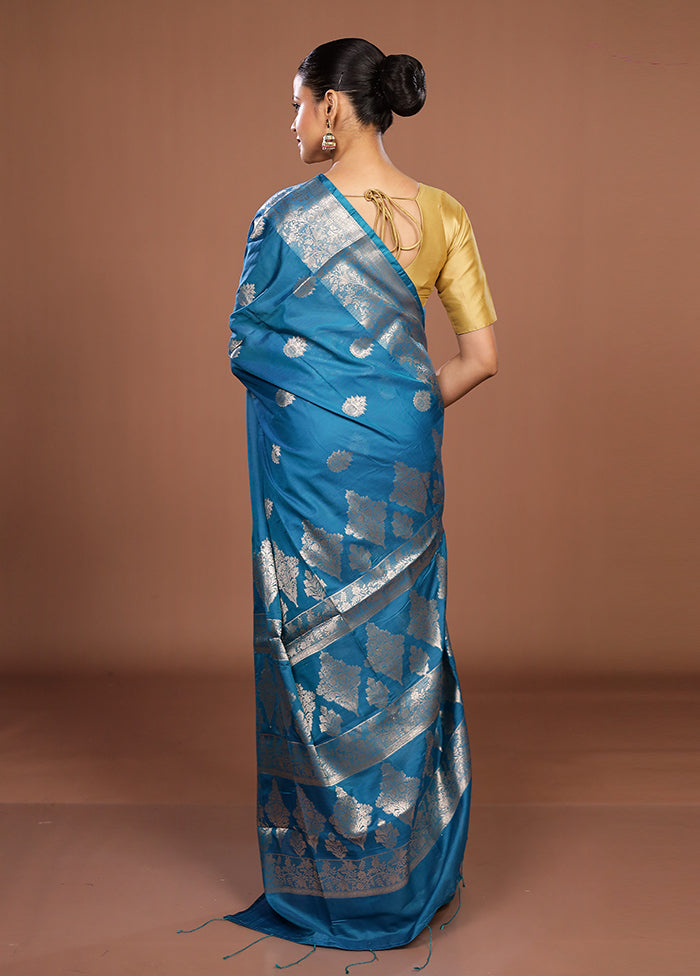 Blue Cotton Saree With Blouse Piece