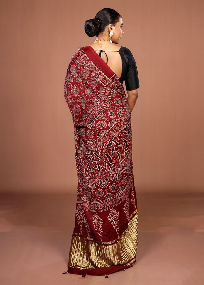 Maroon Printed Pure Silk Saree Without Blouse Piece