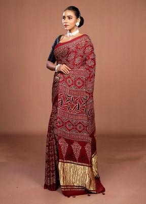 Maroon Printed Pure Silk Saree Without Blouse Piece