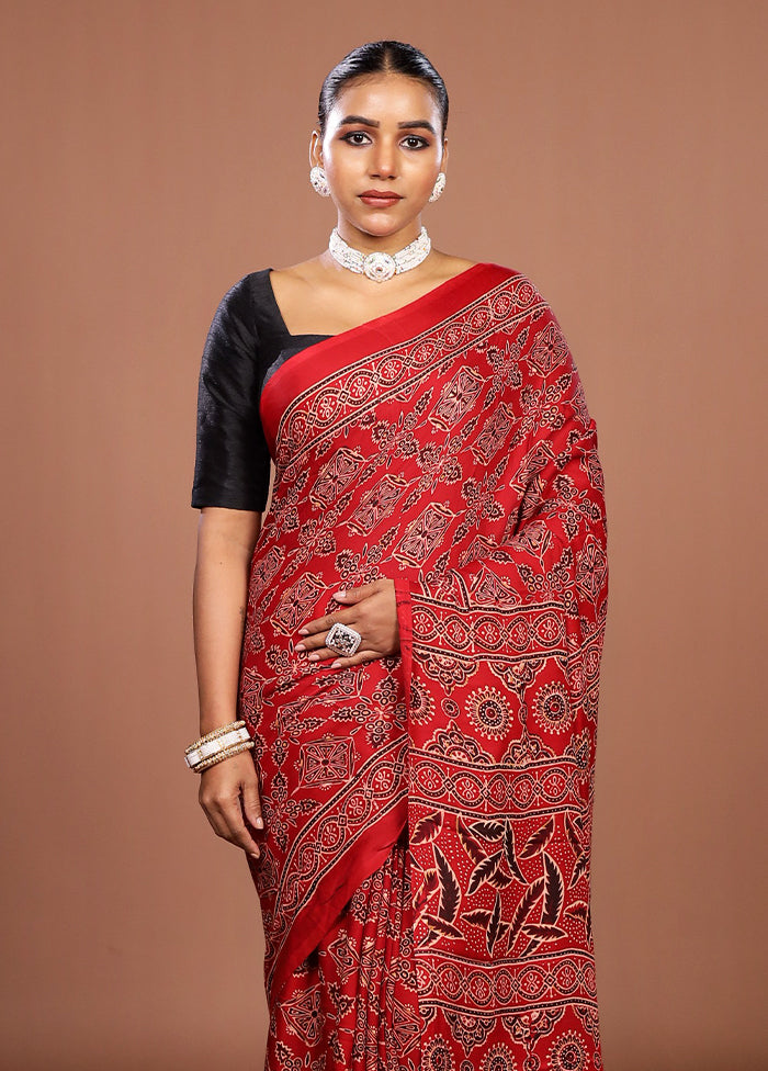 Red Printed Pure Silk Saree Without Blouse Piece