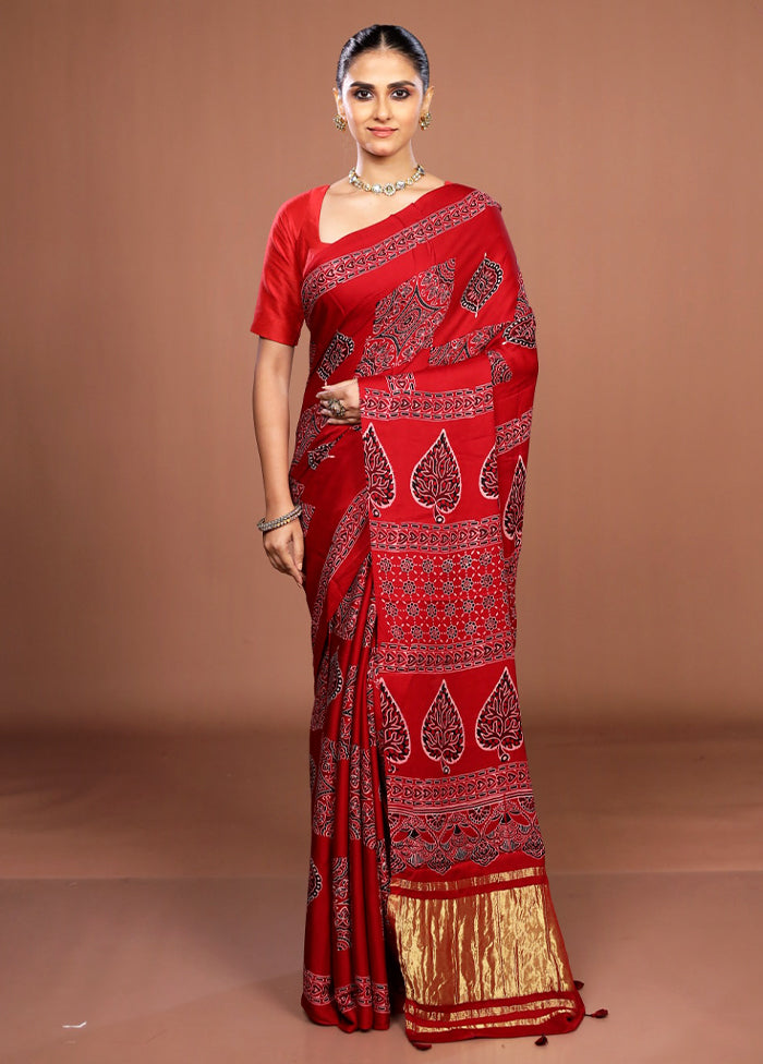 Maroon Printed Pure Silk Saree Without Blouse Piece