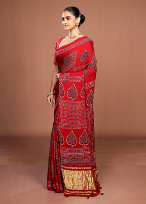 Maroon Printed Pure Silk Saree Without Blouse Piece