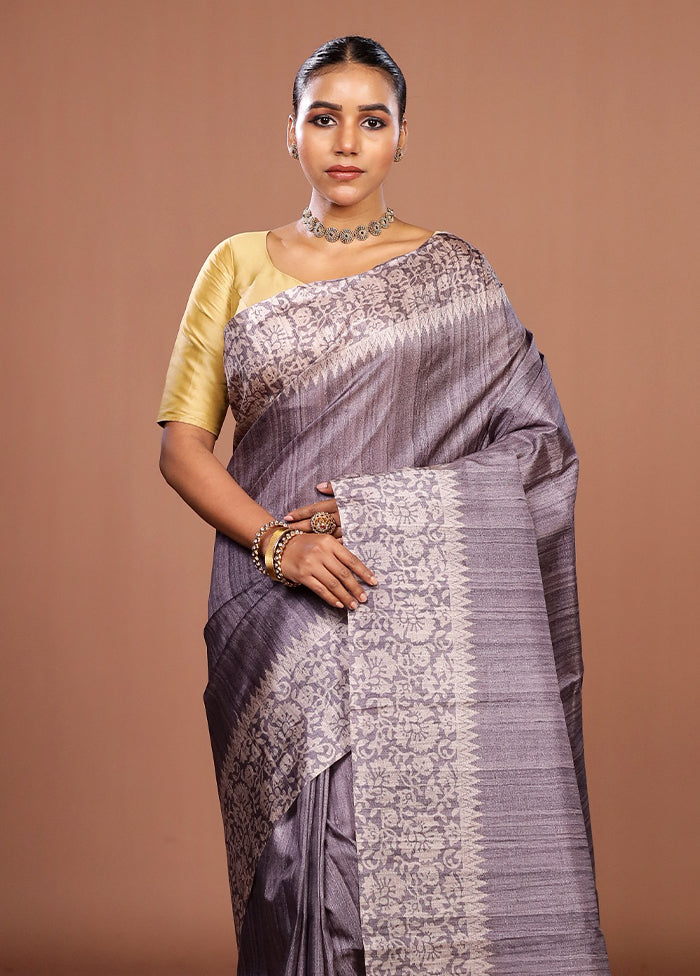 Grey Tussar Silk Saree With Blouse Piece