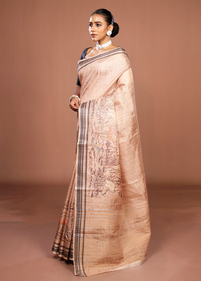 Cream Tussar Silk Saree With Blouse Piece