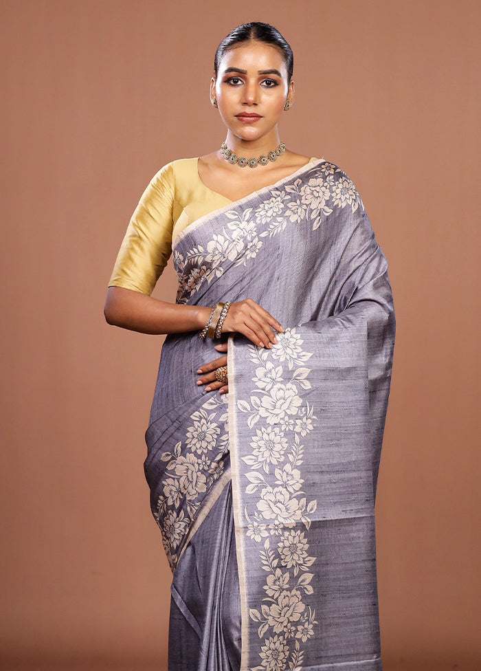 Grey Tussar Silk Saree With Blouse Piece