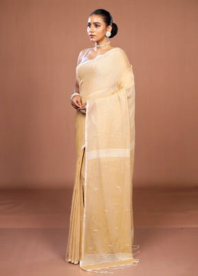 Cream Matka Silk Saree With Blouse Piece