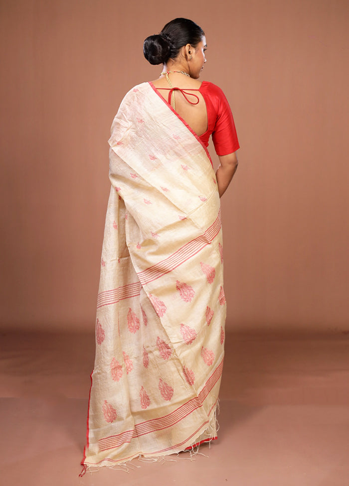 Cream Handloom Tussar Pure Silk Saree With Blouse Piece