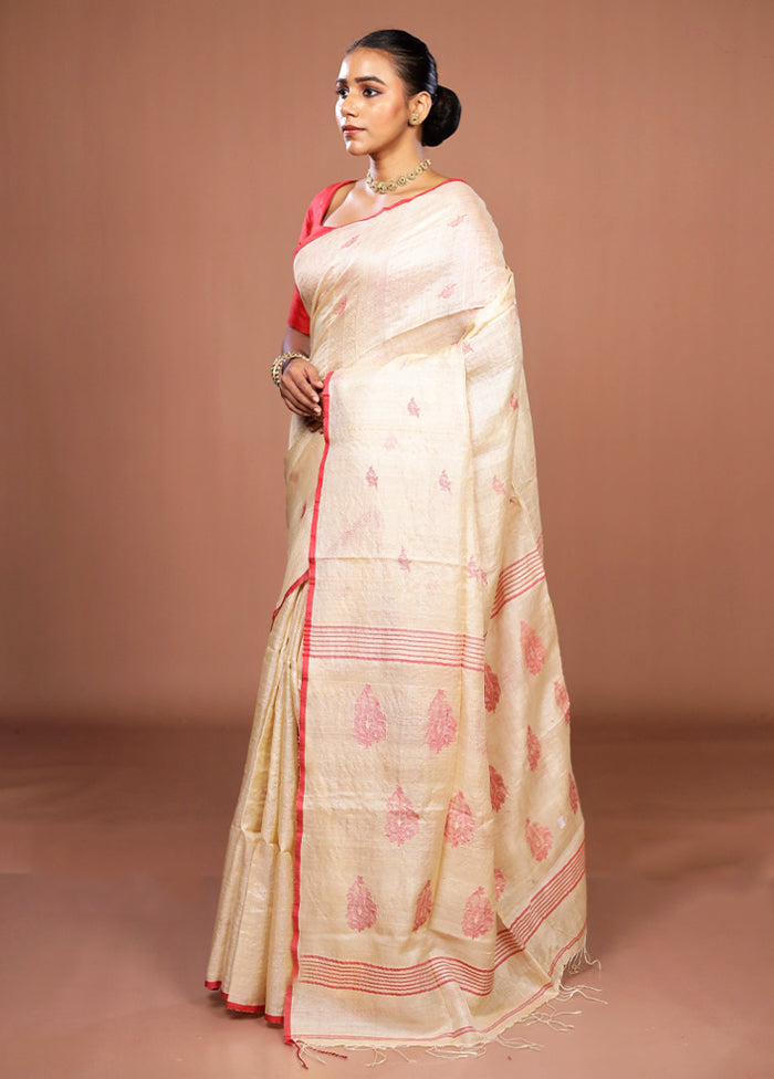 Cream Handloom Tussar Pure Silk Saree With Blouse Piece