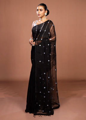 Black Matka Silk Saree With Blouse Piece