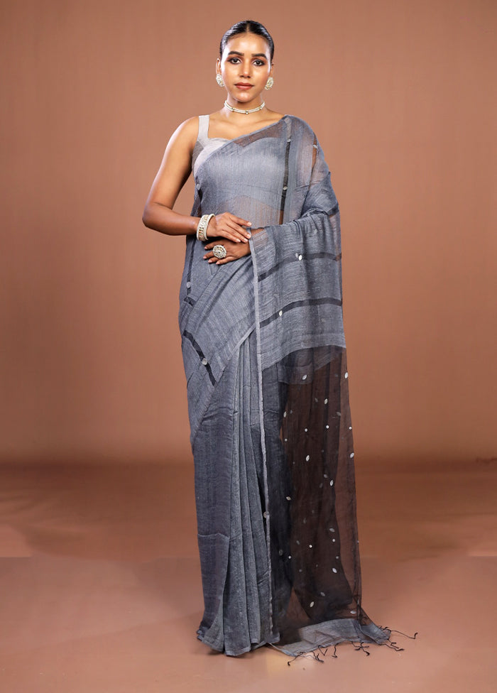 Grey Matka Silk Saree With Blouse Piece