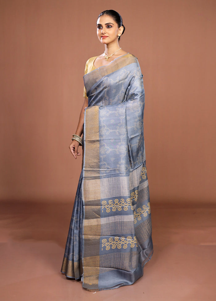 Grey Handloom Tussar Pure Silk Saree With Blouse Piece