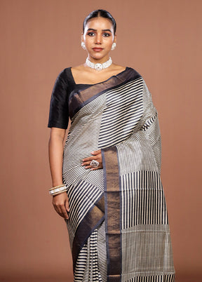 Cream Handloom Tussar Pure Silk Saree With Blouse Piece