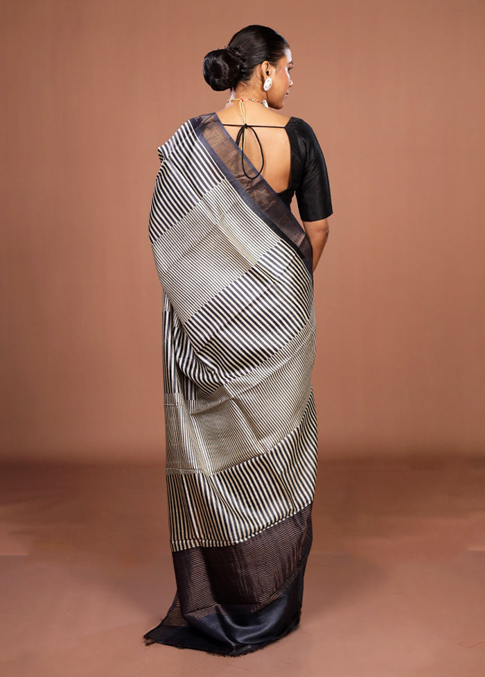 Cream Handloom Tussar Pure Silk Saree With Blouse Piece