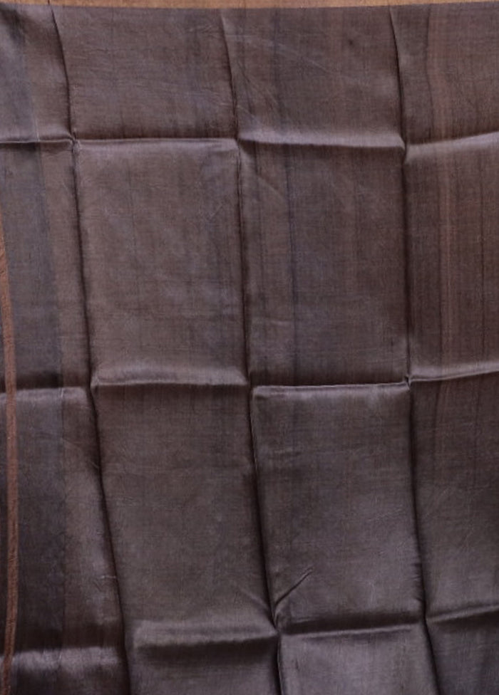 Cream Handloom Tussar Pure Silk Saree With Blouse Piece