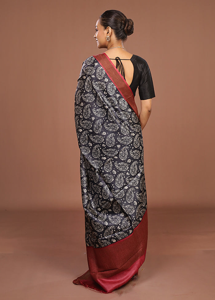 Black Handloom Tussar Pure Silk Saree With Blouse Piece