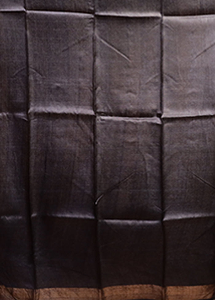 Cream Handloom Tussar Pure Silk Saree With Blouse Piece