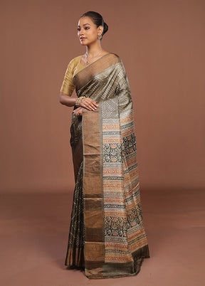 Green Handloom Tussar Pure Silk Saree With Blouse Piece