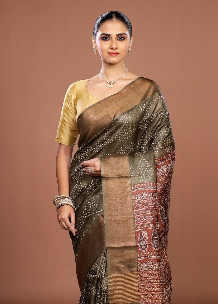 Cream Handloom Tussar Pure Silk Saree With Blouse Piece
