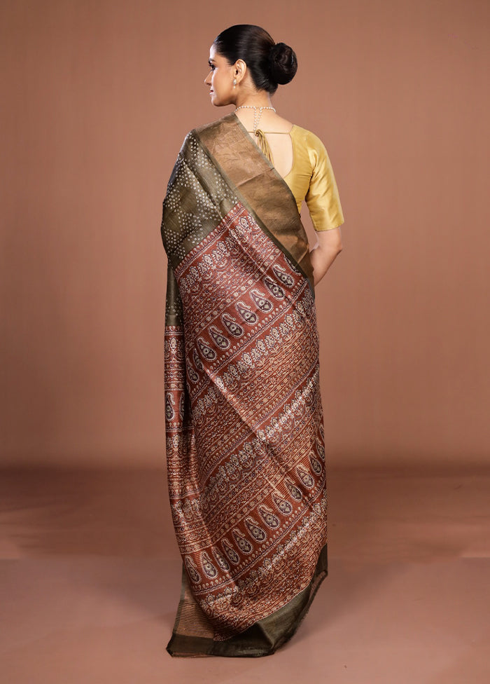 Cream Handloom Tussar Pure Silk Saree With Blouse Piece