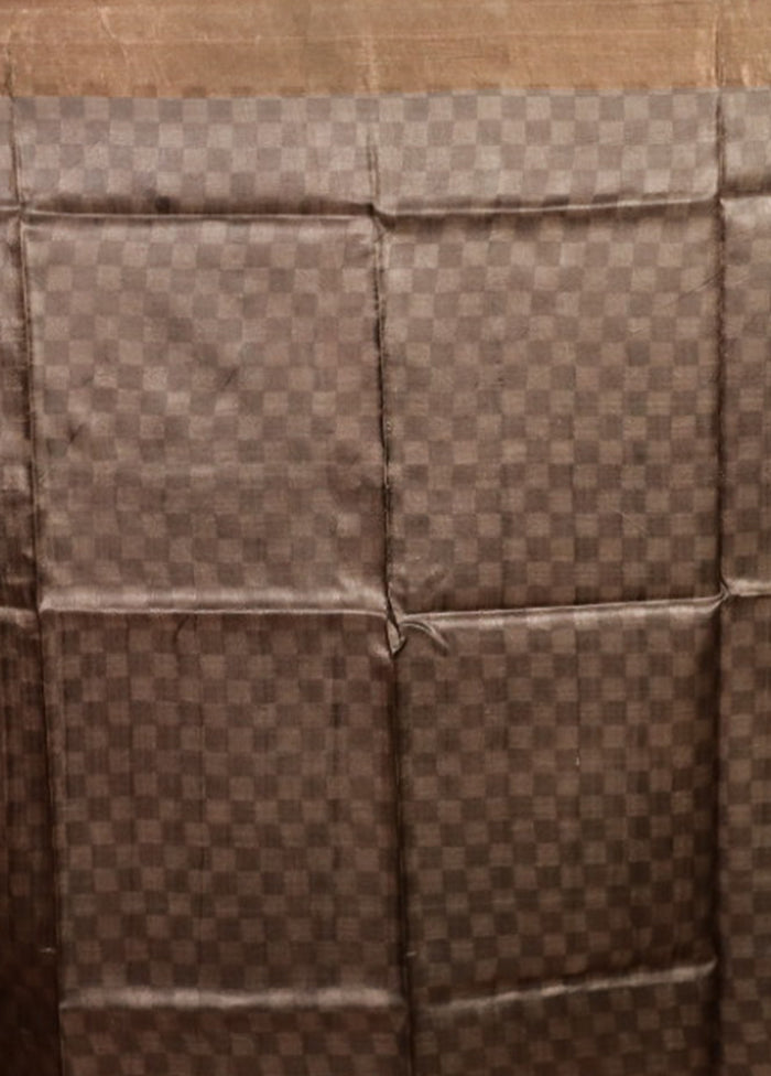 Cream Handloom Tussar Pure Silk Saree With Blouse Piece