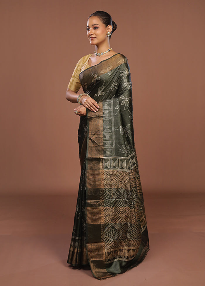Green Handloom Tussar Pure Silk Saree With Blouse Piece