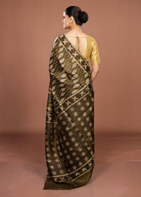 Cream Tussar Silk Saree With Blouse Piece
