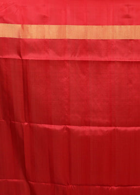 White Handloom Kanjivaram Pure Silk Saree With Blouse Piece