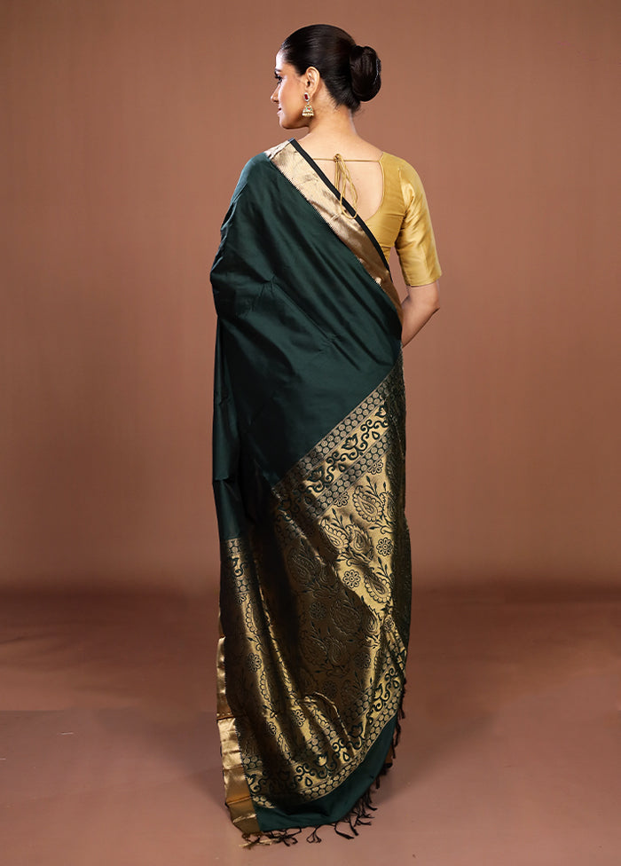 Green Kanjivaram Silk Saree With Blouse Piece