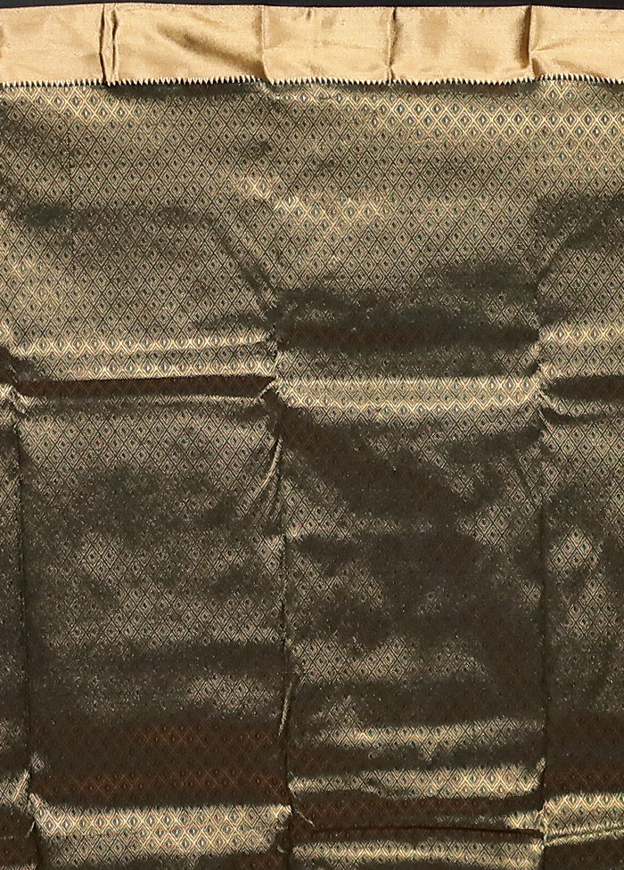 Green Kanjivaram Silk Saree With Blouse Piece