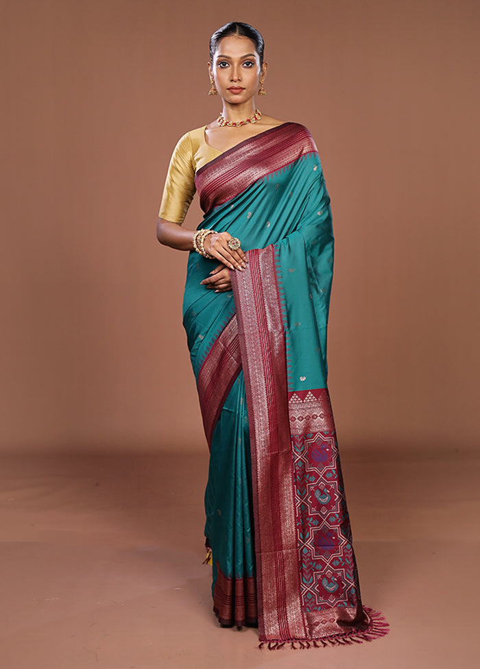 Green Dupion Silk Saree With Blouse Piece