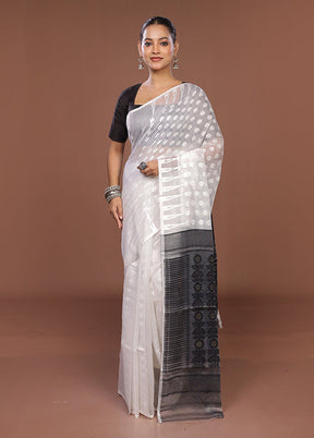 Black Jamdani Cotton Saree Without Blouse Piece