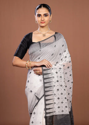 Black Jamdani Cotton Saree Without Blouse Piece