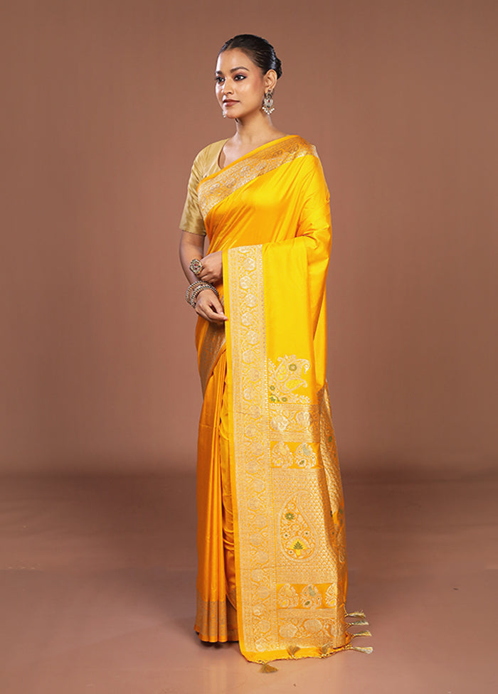Yellow Dupion Silk Saree With Blouse Piece