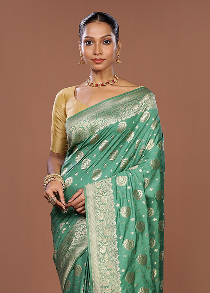 Green Dupion Silk Saree With Blouse Piece